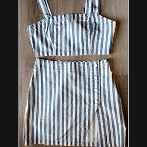 Forever 21 cream and blue striped two piece skirt set, new with tags